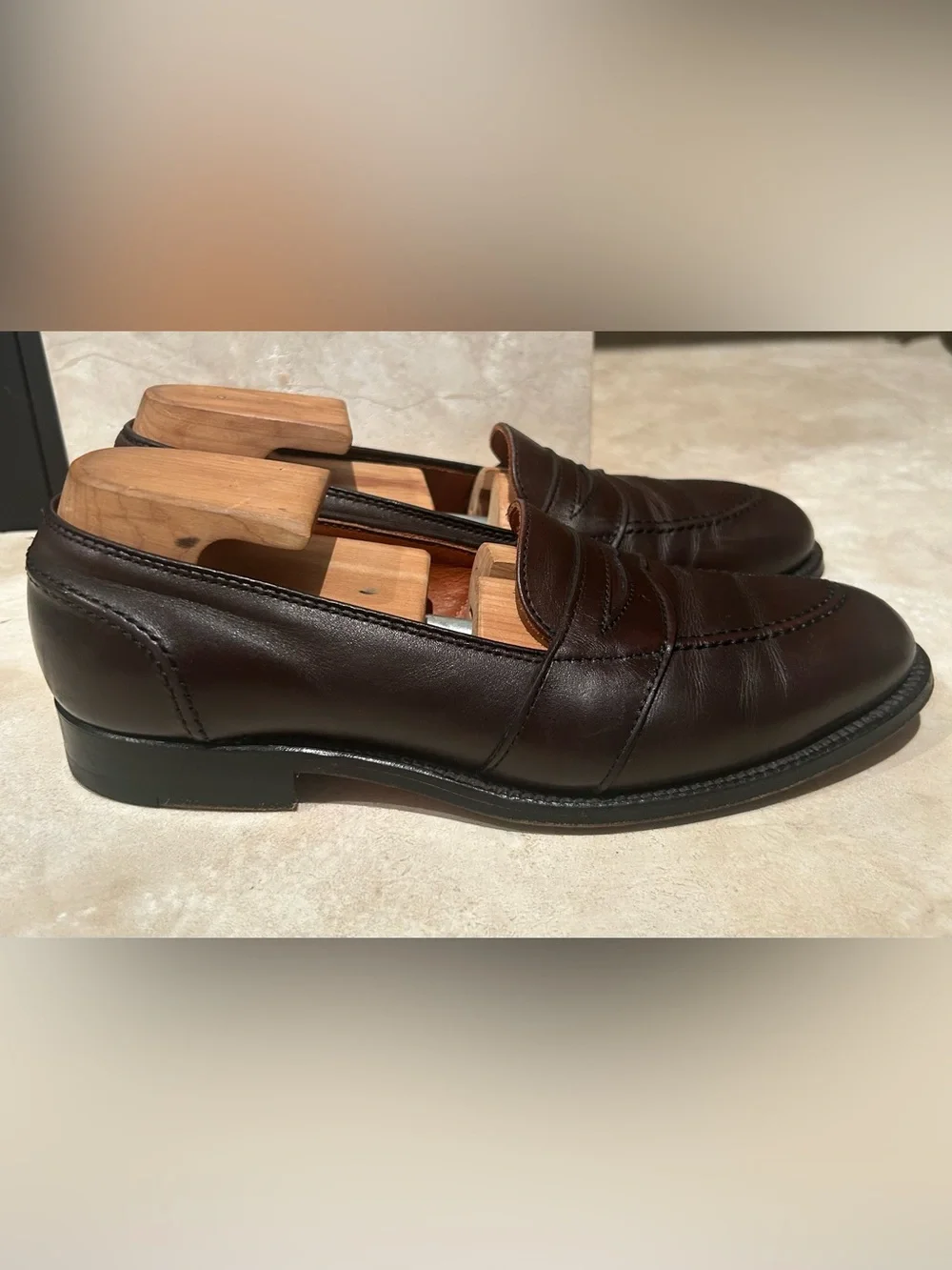 Alden 686 Full Strap Penny Loafers – Dark Brown Leather – Men’s 7 B/D